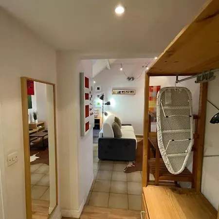 Apartment Cosy Place Des Abbesses-sacre-coeur !