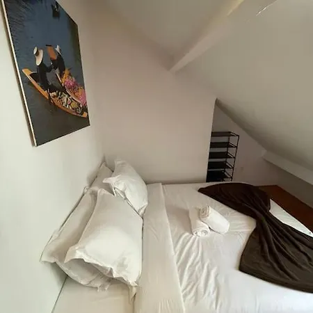 Apartment Cosy Place Des Abbesses-sacre-coeur !
