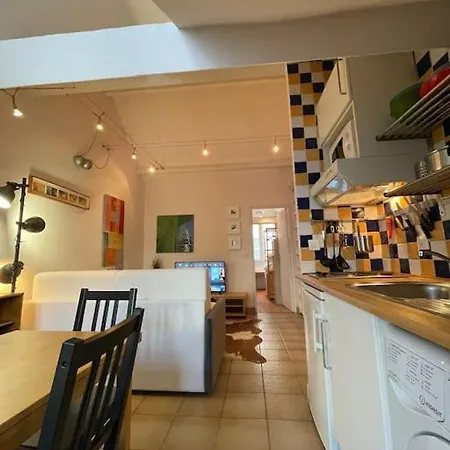 Cosy Place Des Abbesses-sacre-coeur ! Apartment