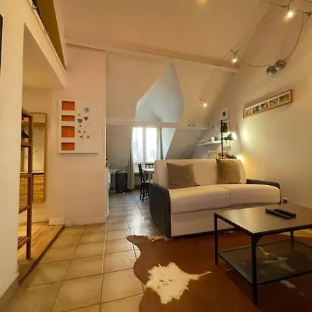 Apartment Cosy Place Des Abbesses-sacre-coeur ! *