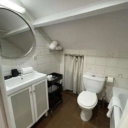 Apartment Cosy Place Des Abbesses-sacre-coeur ! *