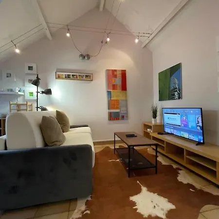 Apartment Cosy Place Des Abbesses-sacre-coeur ! *