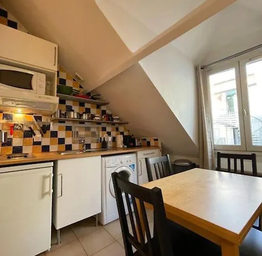 Cosy Place Des Abbesses-sacre-coeur !