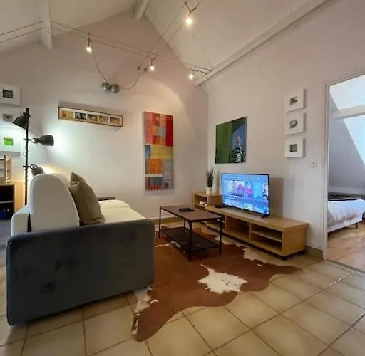 Cosy Place Des Abbesses-sacre-coeur ! アパート *