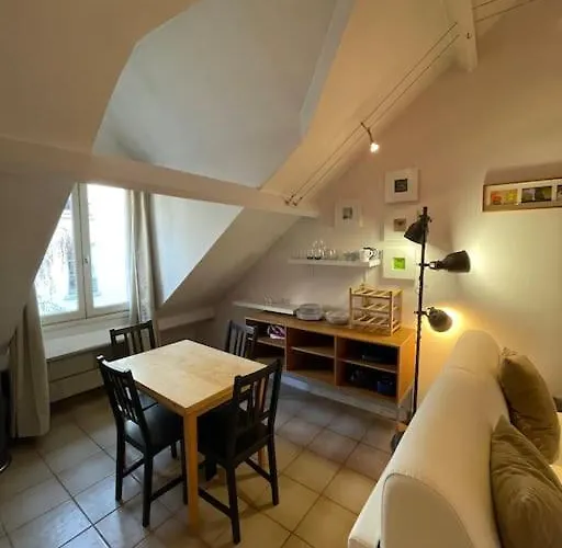 Cosy Place Des Abbesses-sacre-coeur ! * パリ